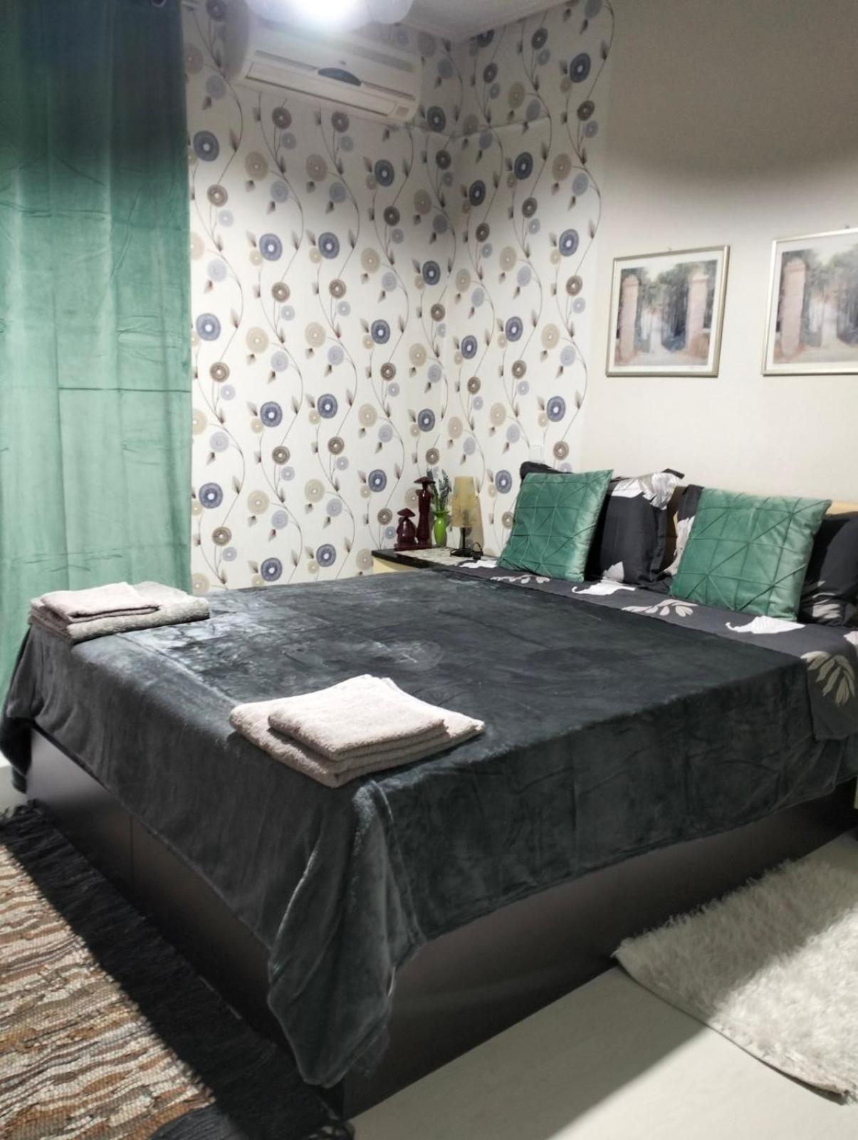 Velvet Story Apartment Trikala  Bagian luar foto
